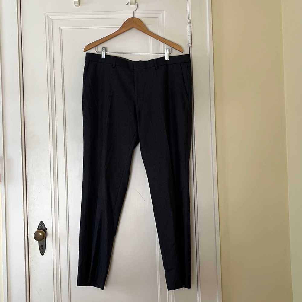 Hugo Boss dressy pants in charcoal grey.